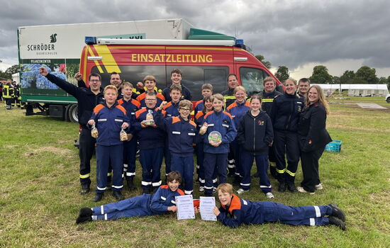 Samtgemeinde Feuerwehrtag in Lunsen (1.+2. Platz)